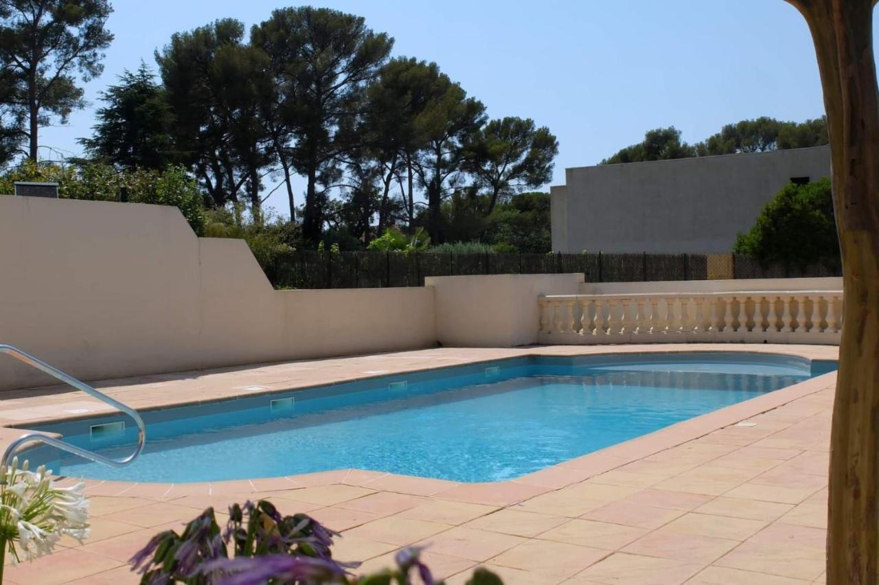Appartement Cosy & Moderne A 180M De La Plage Sanary-sur-Mer Luaran gambar